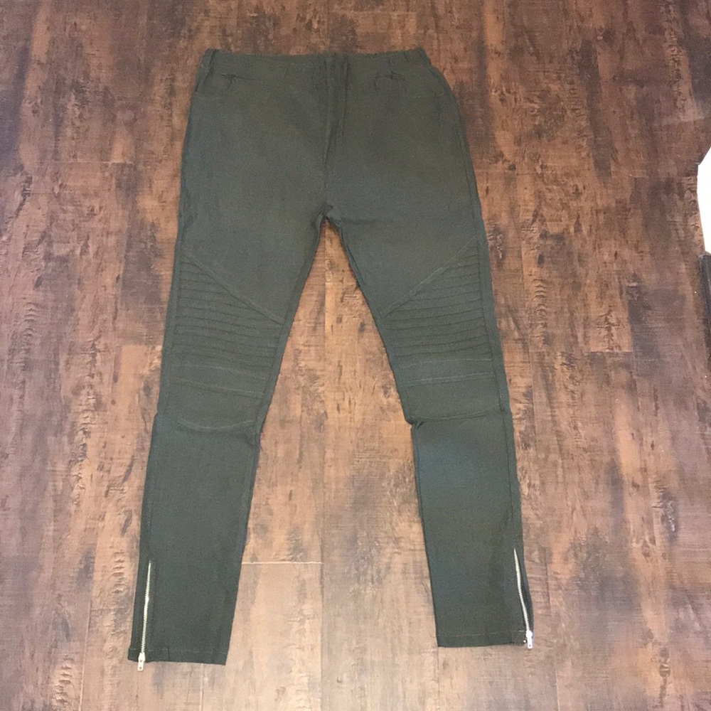 Olive Green motto leggings, - Picture 2 of 8